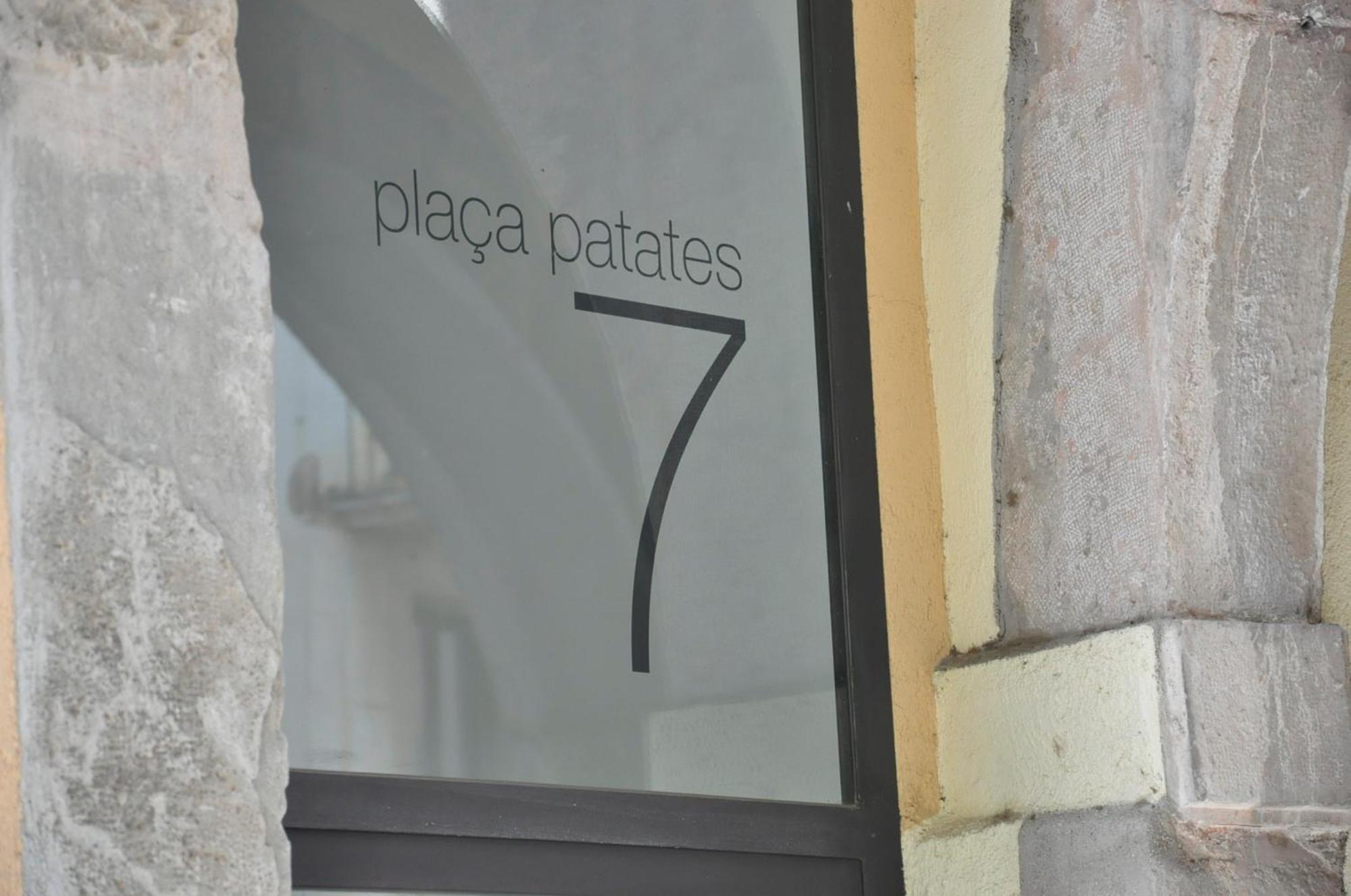 Apartament La Placeta Figueres Екстер'єр фото